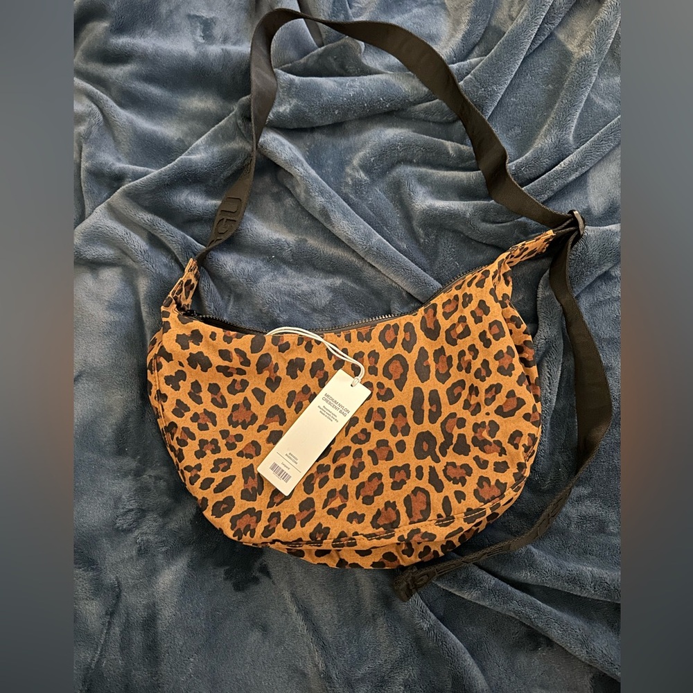 Baggu Leopard Print Medium Crescent